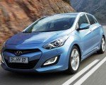 Hyundai i40 уже в российских автосалонах