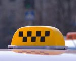 В Москве таксистам разрешат ездить по "выделенках"