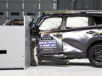 Новая Toyota RAV4 провалила краштест IIHS