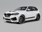 Немецкие тюнеры работают над BMW X5, установив на него подсветку днища