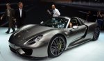 Супергибрид Porsche 918 Spyder с первой попытки сделал то, что не удалось McLaren P1