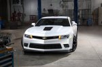 Chevrolet выводит в продажи спортивную версию Camaro