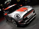Серийный MINI JCW предстанет в Детройте